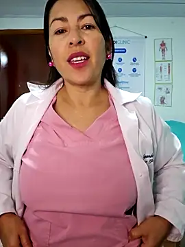 JustSamantha  online show from February 25, 7:40 am