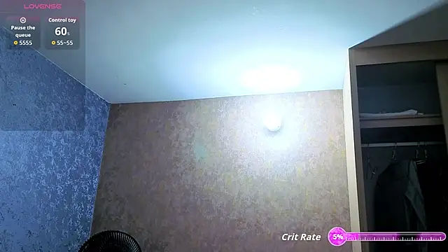 Snapshot of alicee_foox chatting on June 11, 12:32 am alicee foox online show from June 11, 12:32 am