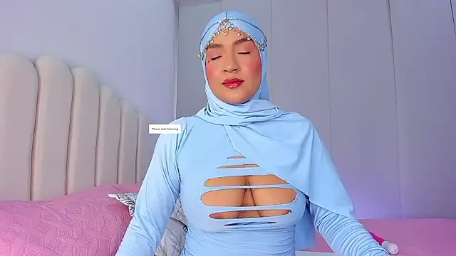 Snapshot of Amira-Zahra chatting on May 11, 9:56 pm Amira-Zahra online show from May 11, 9:56 pm
