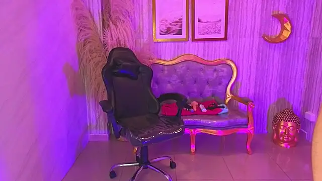 lexie s online show from December 22, 8:17 pm