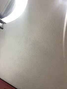 Snapshot of KyliePinkk_ chatting on December 17, 8:59 pm KyliePinkk online show from December 17, 8:59 pm