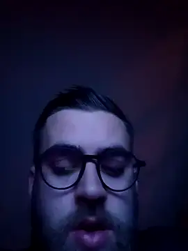Snapshot of CoupleGoat chatting on April 1, 10:18 pm CoupleGoat online show from April 1, 10:18 pm