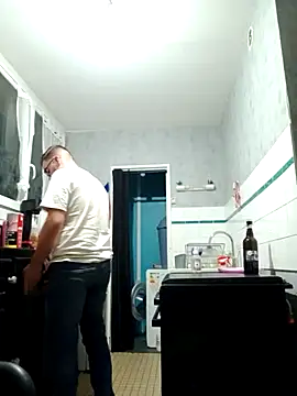 CoupleGoat online show from July 7, 1:30 am