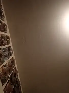 Snapshot of jbrown334 chatting on February 4, 9:48 am jbrown334 online show from February 4, 9:48 am