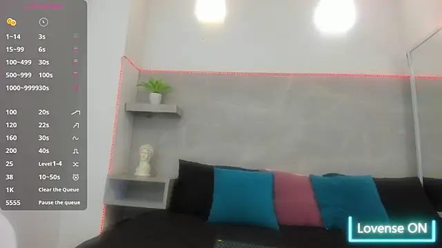 selenaflamemj online show from February 6, 6:55 pm