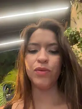 Little  Danni1 online show from May 16, 4:09 am