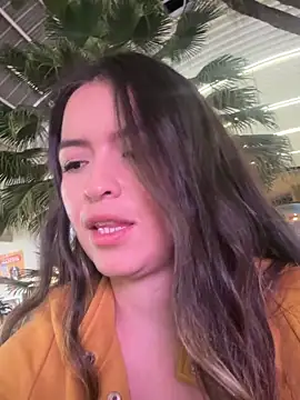 Little  Danni1 online show from May 20, 1:12 am