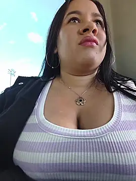 Snapshot of Kendra-daring chatting on June 11, 5:44 pm Kendra-daring online show from June 11, 5:44 pm