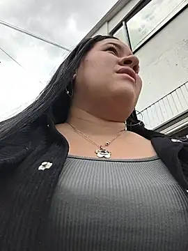 Kendra-daring online show from July 8, 5:28 pm