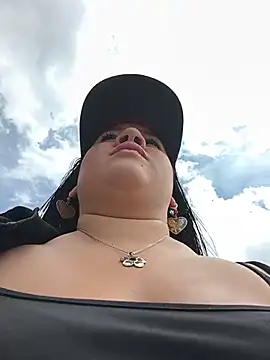 Kendra-daring online show from July 13, 3:37 pm