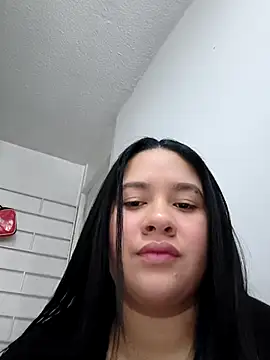 Kendra-daring online show from July 21, 5:37 pm