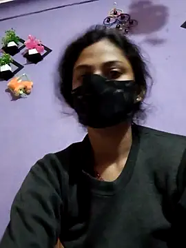 Snapshot of Yt_kinjal chatting on November 23, 12:32 am Yt kinjal online show from November 23, 12:32 am