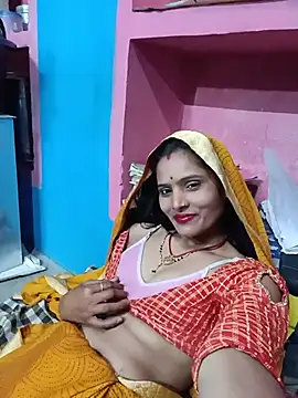 Snapshot of Rt_kinjal chatting on May 21, 7:59 am Rt kinjal online show from May 21, 7:59 am
