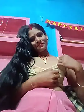 Snapshot of Rt_kinjal chatting on August 5, 9:39 pm Rt kinjal online show from August 5, 9:39 pm