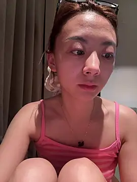 Jinmi125216 online show from May 4, 12:34 pm