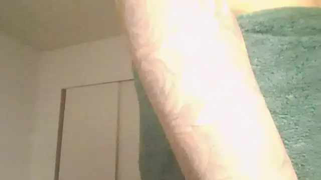 cryptokimgirl online show from March 16, 11:47 am