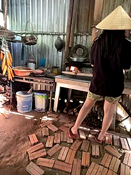 Snapshot of XndSeraphina chatting on November 27, 2:35 am XndSeraphina online show from November 27, 2:35 am