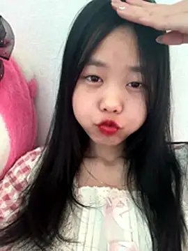 Snapshot of Kiee-lee chatting on November 26, 2:12 am Kiee-lee online show from November 26, 2:12 am