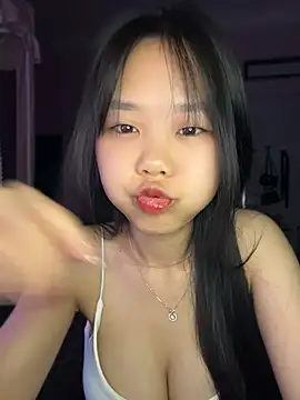 Kiee-lee online show from June 14, 5:37 pm