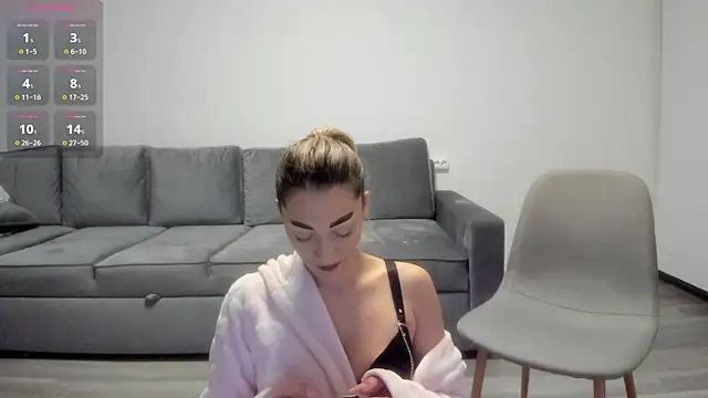 Snapshot of rossana_doll chatting on November 25, 7:30 am rossana doll online show from November 25, 7:30 am