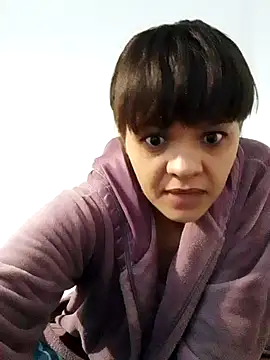 Snapshot of Cadence28 chatting on November 25, 4:23 am Cadence28 online show from November 25, 4:23 am