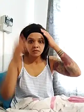 Snapshot of Cadence28 chatting on November 30, 6:06 am Cadence28 online show from November 30, 6:06 am