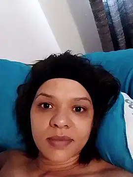 Snapshot of Cadence28 chatting on December 17, 4:07 am Cadence28 online show from December 17, 4:07 am