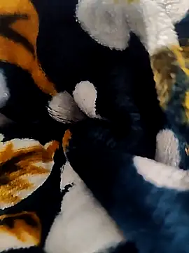 Snapshot of Hotboylumia_825321 chatting on December 20, 1:18 pm Hotboylumia 825321 online show from December 20, 1:18 pm