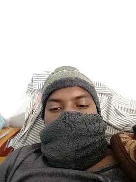 Snapshot of Hotboylumia_825321 chatting on December 21, 5:20 pm Hotboylumia 825321 online show from December 21, 5:20 pm