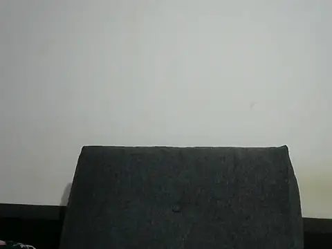 Snapshot of Erii18 chatting on November 30, 12:20 pm Erii18 online show from November 30, 12:20 pm