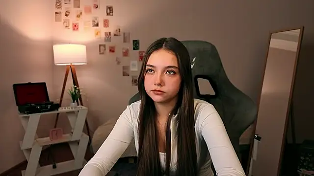 Vexorine online show from November 21, 8:18 pm