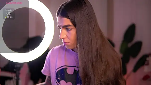 Snapshot of PureEllieX chatting on December 15, 4:28 am PureEllieX online show from December 15, 4:28 am