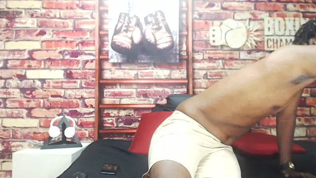 BlackAndAxel online show from December 17, 10:49 pm