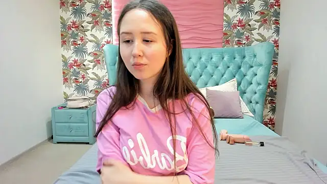 MonicaSway online show from December 5, 4:03 pm