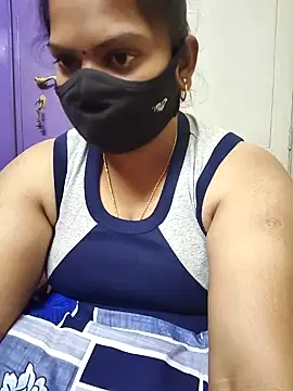 Snapshot of Paru_Tamil_Ponnu chatting on November 24, 6:02 am Paru Tamil Ponnu online show from November 24, 6:02 am