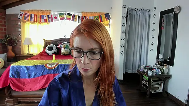 Charlotte-Willson online show from June 16, 3:58 pm