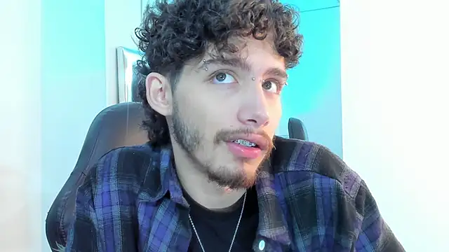 Snapshot of JojoBraando chatting on November 29, 9:07 pm JojoBraando online show from November 29, 9:07 pm