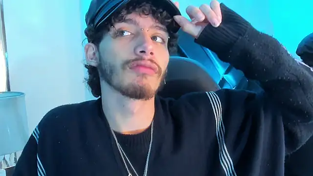 Snapshot of JojoBraando chatting on December 4, 12:58 pm JojoBraando online show from December 4, 12:58 pm