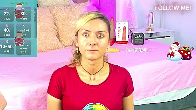 Snapshot of Lunitaa_Diva chatting on December 15, 2:43 pm Lunitaa Diva online show from December 15, 2:43 pm