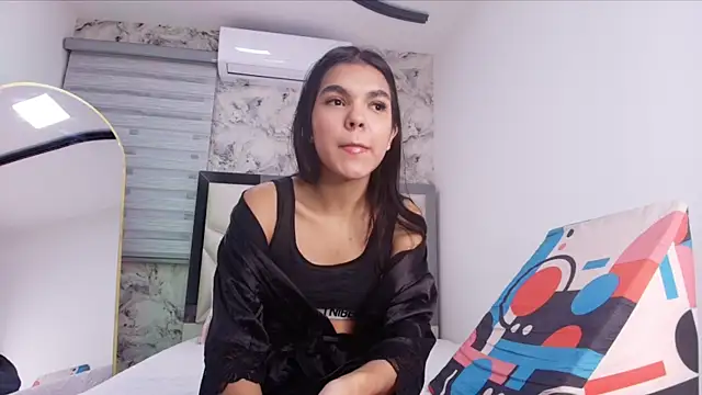 Snapshot of lili_jhonson chatting on November 27, 12:07 pm lili jhonson online show from November 27, 12:07 pm