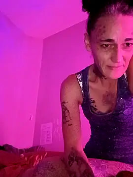 chaoticluvbug online show from January 19, 9:13 am