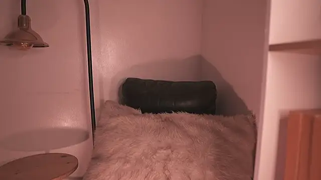 Snapshot of Mackenzie_Lia chatting on December 15, 8:02 pm Mackenzie Lia online show from December 15, 8:02 pm