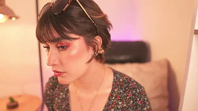 Snapshot of Mackenzie_Lia chatting on January 8, 6:43 pm Mackenzie Lia online show from January 8, 6:43 pm