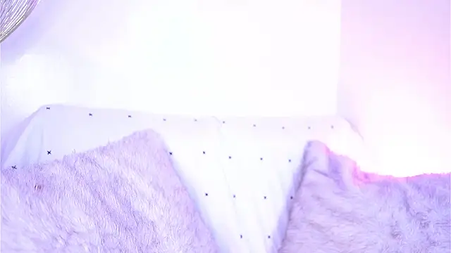 Snapshot of Mackenzie_Lia chatting on March 14, 3:12 am Mackenzie Lia online show from March 14, 3:12 am