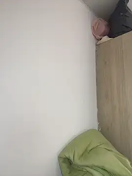 katthyasmitth online show from February 5, 5:17 pm