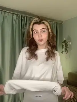 FannyRay online show from December 16, 11:10 pm