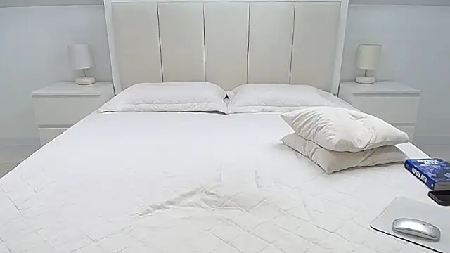 Milena29 online show from March 11, 6:19 am