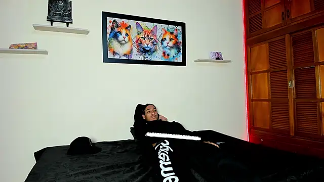 Snapshot of smith_66jr chatting on January 15, 2:43 pm smith 66jr online show from January 15, 2:43 pm