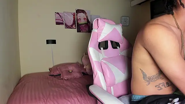 Snapshot of smith_66jr chatting on February 21, 3:07 am smith 66jr online show from February 21, 3:07 am