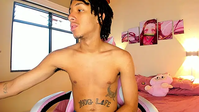 Snapshot of smith_66jr chatting on March 8, 8:23 pm smith 66jr online show from March 8, 8:23 pm